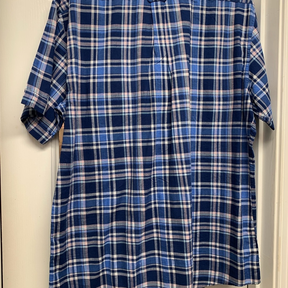 Shirt - Picture 2 of 6